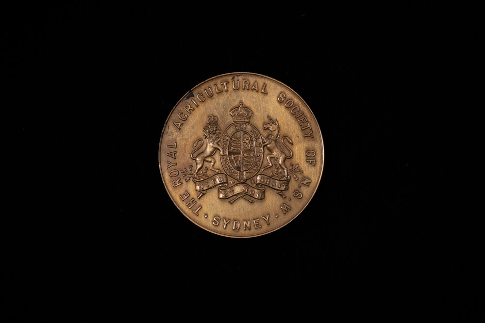 Medallion Awarded to Penfolds for Sweet White Wine, 1963