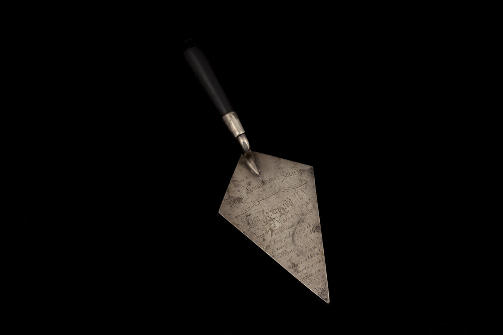 Presentation Trowel Commemorating Construction of Wine Kiosk, 1901 