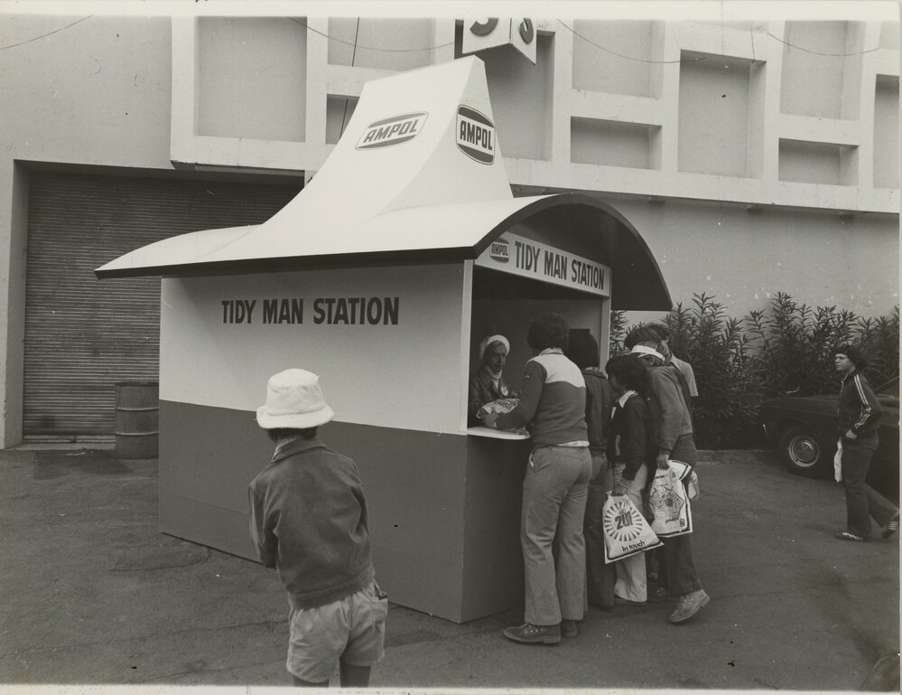 Ampol Tidy Man Station, 1969