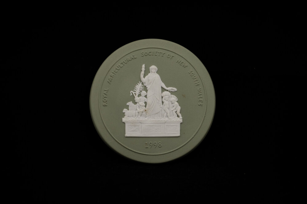 Medallion Commemorating Move to Homebush, 1998