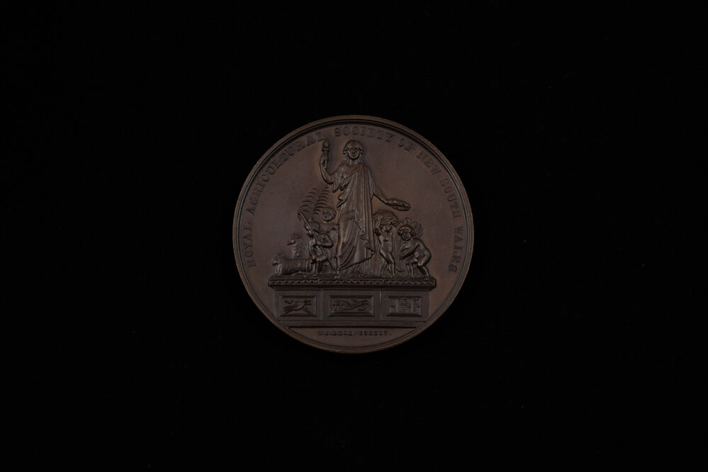 Medallion Awarded to Mrs F. Tubbs for Pomeranian, 1922