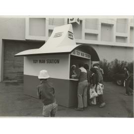 Ampol Tidy Man Station, 1969